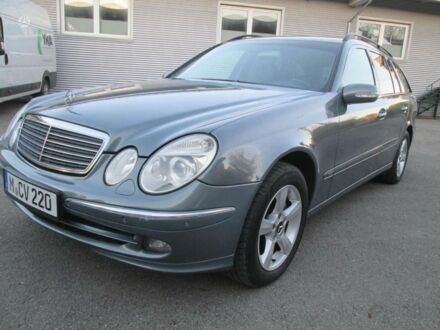 Синій Мерседес Е-Клас, об'ємом двигуна 3.2 л та пробігом 319 тис. км за 6000 $, фото 1 на Automoto.ua