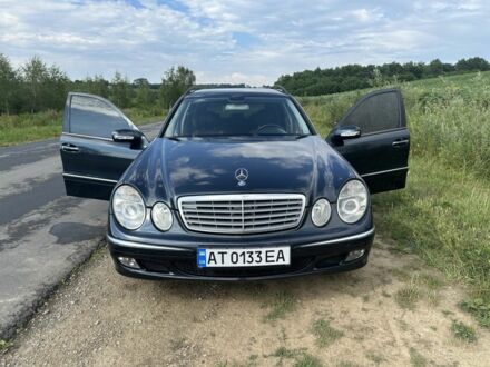 Синий Мерседес Е-Класс, объемом двигателя 3 л и пробегом 320 тыс. км за 6012 $, фото 1 на Automoto.ua