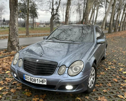 Синий Мерседес Е-Класс, объемом двигателя 3.2 л и пробегом 302 тыс. км за 5800 $, фото 1 на Automoto.ua