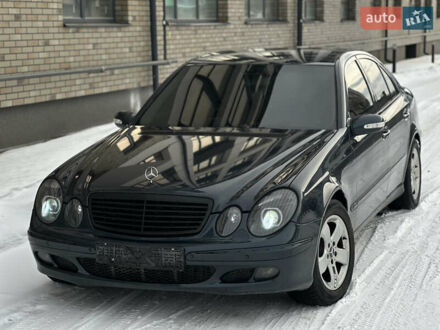 Синий Мерседес Е-Класс, объемом двигателя 2.69 л и пробегом 300 тыс. км за 7800 $, фото 1 на Automoto.ua