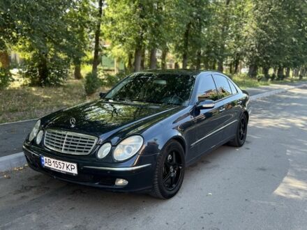 Синій Мерседес Е-Клас, об'ємом двигуна 3.2 л та пробігом 347 тис. км за 5802 $, фото 1 на Automoto.ua