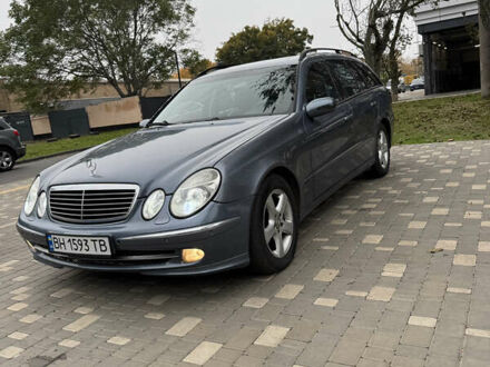 Мерседес Е-Клас 2003 у Одесі на Automoto.ua Синій Мерседес Е-Клас, об'ємом двигуна 2.69 л та пробігом 300 тис. км за 5899 $, фото 1 на Automoto.ua