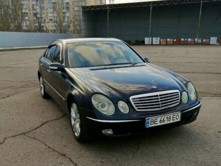 Мерседес Е-Клас 2003 у Миколаєві на Automoto.ua Синій Мерседес Е-Клас, об'ємом двигуна 2.15 л та пробігом 232 тис. км за 7800 $, фото 1 на Automoto.ua