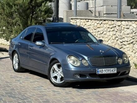 Синий Мерседес Е-Класс, объемом двигателя 2.69 л и пробегом 300 тыс. км за 5800 $, фото 1 на Automoto.ua