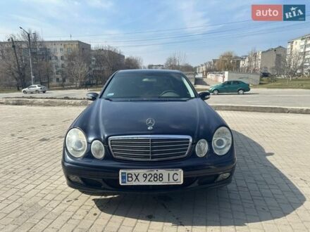 Синий Мерседес Е-Класс, объемом двигателя 1.8 л и пробегом 279 тыс. км за 6700 $, фото 1 на Automoto.ua