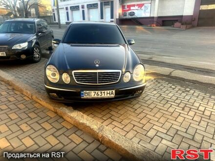Синий Мерседес Е-Класс, объемом двигателя 2.7 л и пробегом 320 тыс. км за 7700 $, фото 1 на Automoto.ua