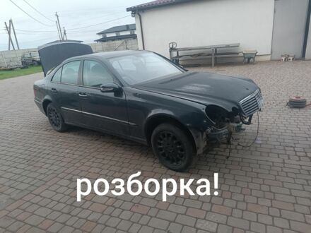 Синий Мерседес Е-Класс, объемом двигателя 0 л и пробегом 400 тыс. км за 1200 $, фото 1 на Automoto.ua