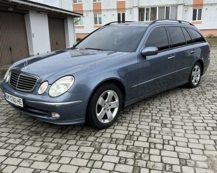 Синий Мерседес Е-Класс, объемом двигателя 3.2 л и пробегом 185 тыс. км за 7400 $, фото 1 на Automoto.ua