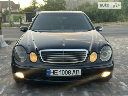 Мерседес Е-Класс 2004 в Николаеве на Automoto.ua Синий Мерседес Е-Класс, объемом двигателя 3.2 л и пробегом 465 тыс. км за 5500 $, фото 1 на Automoto.ua