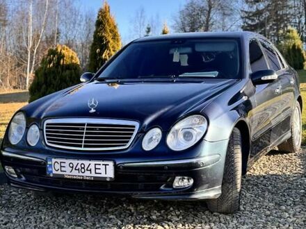 Синий Мерседес Е-Класс, объемом двигателя 2.1 л и пробегом 362 тыс. км за 8700 $, фото 1 на Automoto.ua