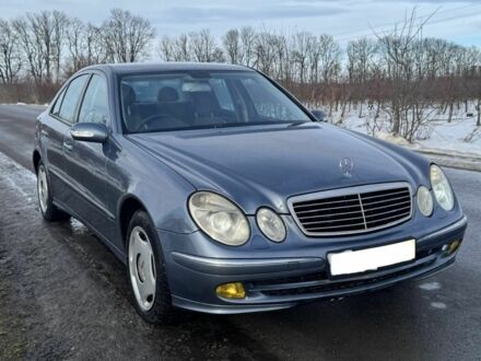 Синій Мерседес Е-Клас, об'ємом двигуна 2.7 л та пробігом 375 тис. км за 2666 $, фото 1 на Automoto.ua