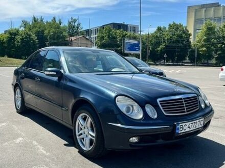 Синій Мерседес Е-Клас, об'ємом двигуна 3.2 л та пробігом 255 тис. км за 8450 $, фото 1 на Automoto.ua