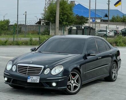 Синий Мерседес Е-Класс, объемом двигателя 2.69 л и пробегом 430 тыс. км за 12500 $, фото 1 на Automoto.ua