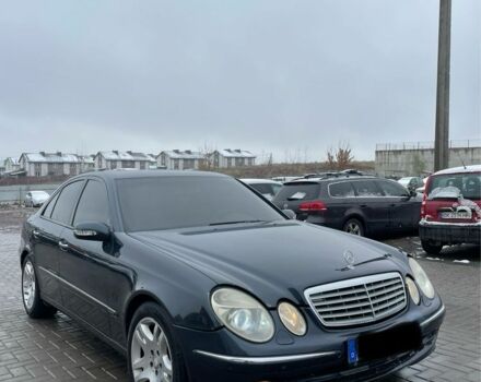 Синій Мерседес Е-Клас, об'ємом двигуна 3.2 л та пробігом 340 тис. км за 3999 $, фото 1 на Automoto.ua