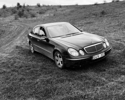 Синій Мерседес Е-Клас, об'ємом двигуна 2.7 л та пробігом 400 тис. км за 3000 $, фото 1 на Automoto.ua