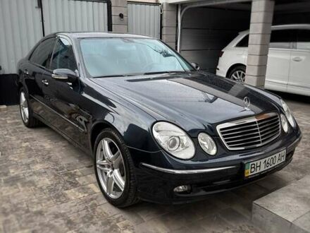 Синий Мерседес Е-Класс, объемом двигателя 2.6 л и пробегом 108 тыс. км за 10800 $, фото 1 на Automoto.ua