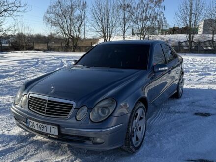 Синій Мерседес Е-Клас, об'ємом двигуна 3 л та пробігом 348 тис. км за 8250 $, фото 1 на Automoto.ua
