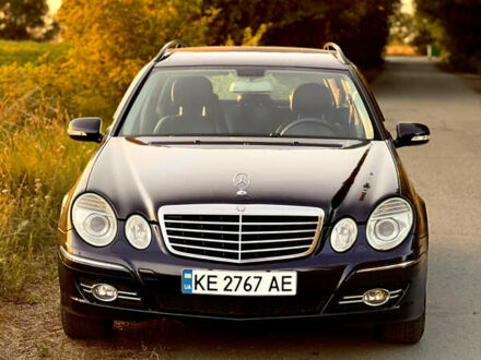 Мерседес Е-Класс 2006 в Днепре (Днепропетровске) на Automoto.ua Синий Мерседес Е-Класс, объемом двигателя 2.9 л и пробегом 350 тыс. км за 8150 $, фото 1 на Automoto.ua