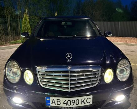 Синій Мерседес Е-Клас, об'ємом двигуна 3 л та пробігом 275 тис. км за 8500 $, фото 1 на Automoto.ua