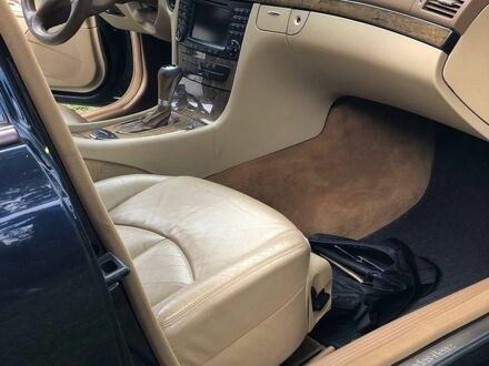 Синій Мерседес Е-Клас, об'ємом двигуна 2.99 л та пробігом 300 тис. км за 7800 $, фото 1 на Automoto.ua
