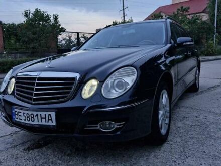 Мерседес Е-Класс 2007 в Южноукраинске на Automoto.ua Синий Мерседес Е-Класс, объемом двигателя 1.8 л и пробегом 160 тыс. км за 8200 $, фото 1 на Automoto.ua