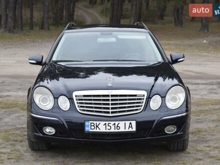 Мерседес Е-Класс 2008 в Золочев на Automoto.ua Синий Мерседес Е-Класс, объемом двигателя 2.1 л и пробегом 339 тыс. км за 7999 $, фото 1 на Automoto.ua