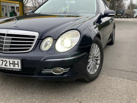 Синій Мерседес Е-Клас, об'ємом двигуна 2.99 л та пробігом 268 тис. км за 9800 $, фото 1 на Automoto.ua