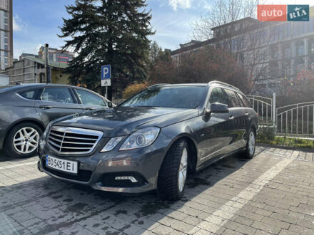 Мерседес Е-Класс 2009 в Черткове на Automoto.ua Синий Мерседес Е-Класс, объемом двигателя 3 л и пробегом 530 тыс. км за 13000 $, фото 1 на Automoto.ua