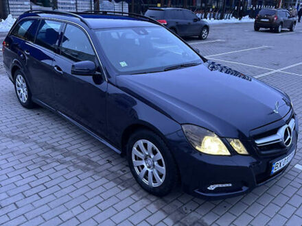 Синій Мерседес Е-Клас, об'ємом двигуна 2.14 л та пробігом 181 тис. км за 15000 $, фото 1 на Automoto.ua