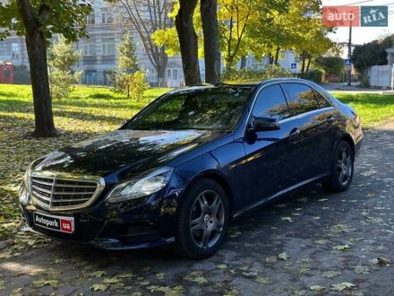 Мерседес Е-Класс 2013 в Киеве на Automoto.ua Синий Мерседес Е-Класс, объемом двигателя 2.2 л и пробегом 213 тыс. км за 19390 $, фото 1 на Automoto.ua