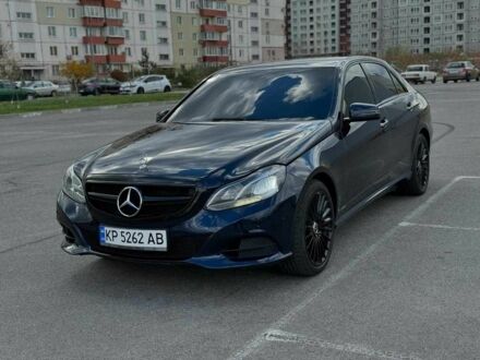 Мерседес Е-Класс 2013 в Запорожье на Automoto.ua Синий Мерседес Е-Класс, объемом двигателя 2 л и пробегом 280 тыс. км за 14000 $, фото 1 на Automoto.ua