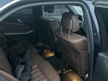 Синій Мерседес Е-Клас, об'ємом двигуна 2.14 л та пробігом 189 тис. км за 18700 $, фото 1 на Automoto.ua