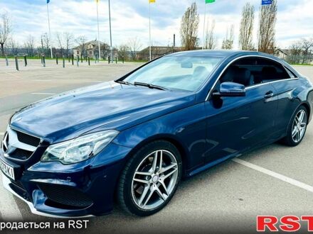 Синий Мерседес Е-Класс, объемом двигателя 2 л и пробегом 121 тыс. км за 21500 $, фото 1 на Automoto.ua