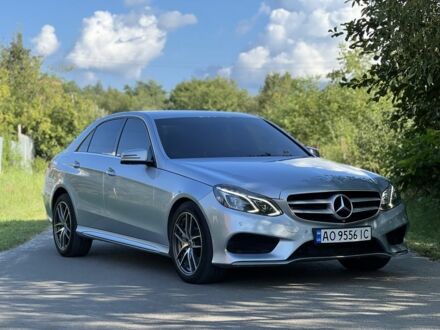Синій Мерседес Е-Клас, об'ємом двигуна 4.66 л та пробігом 235 тис. км за 29900 $, фото 1 на Automoto.ua