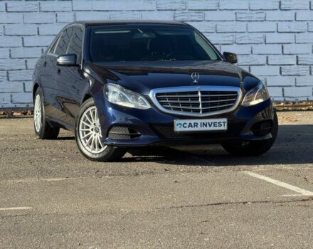 Синий Мерседес Е-Класс, объемом двигателя 2.2 л и пробегом 360 тыс. км за 15999 $, фото 1 на Automoto.ua