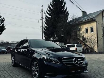 Синій Мерседес Е-Клас, об'ємом двигуна 2.2 л та пробігом 150 тис. км за 21900 $, фото 1 на Automoto.ua