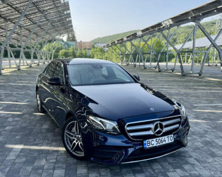 Синий Мерседес Е-Класс, объемом двигателя 1.99 л и пробегом 134 тыс. км за 29000 $, фото 1 на Automoto.ua