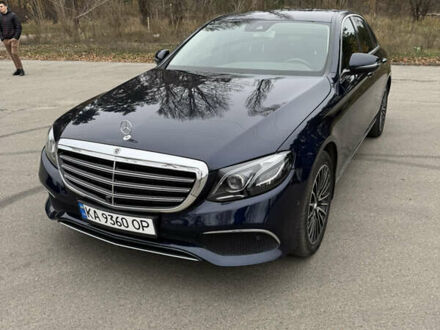 Синий Мерседес Е-Класс, объемом двигателя 1.95 л и пробегом 153 тыс. км за 30500 $, фото 1 на Automoto.ua