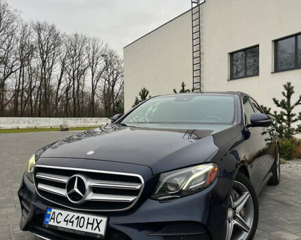 Синий Мерседес Е-Класс, объемом двигателя 1.99 л и пробегом 166 тыс. км за 27800 $, фото 1 на Automoto.ua