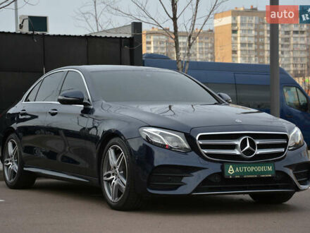 Синій Мерседес Е-Клас, об'ємом двигуна 1.99 л та пробігом 113 тис. км за 27999 $, фото 1 на Automoto.ua