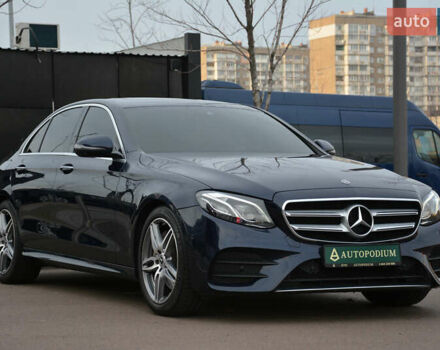 Синій Мерседес Е-Клас, об'ємом двигуна 1.99 л та пробігом 113 тис. км за 27999 $, фото 1 на Automoto.ua