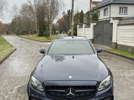 Синій Мерседес Е-Клас, об'ємом двигуна 1.99 л та пробігом 71 тис. км за 31000 $, фото 1 на Automoto.ua