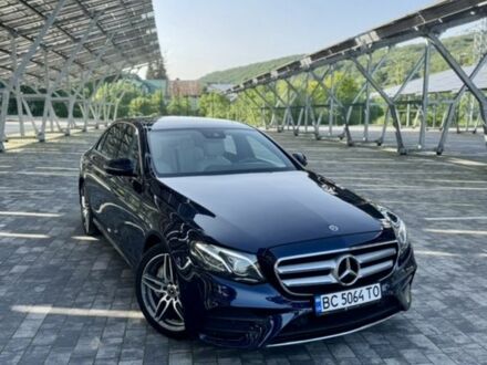 Синій Мерседес Е-Клас, об'ємом двигуна 1.99 л та пробігом 136 тис. км за 27500 $, фото 1 на Automoto.ua