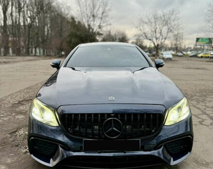 Синий Мерседес Е-Класс, объемом двигателя 3 л и пробегом 106 тыс. км за 38000 $, фото 1 на Automoto.ua