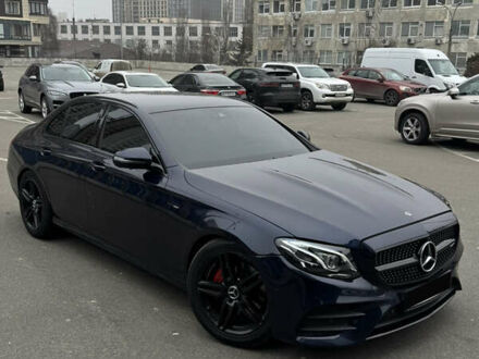 Синий Мерседес Е-Класс, объемом двигателя 1.95 л и пробегом 121 тыс. км за 36000 $, фото 1 на Automoto.ua