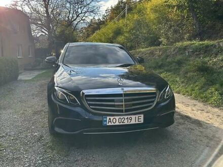 Синій Мерседес Е-Клас, об'ємом двигуна 1.95 л та пробігом 199 тис. км за 35900 $, фото 1 на Automoto.ua