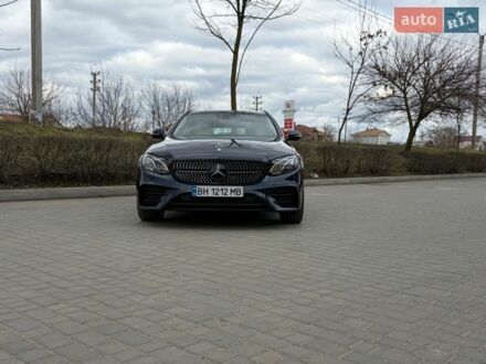 Синій Мерседес Е-Клас, об'ємом двигуна 3 л та пробігом 70 тис. км за 38600 $, фото 1 на Automoto.ua