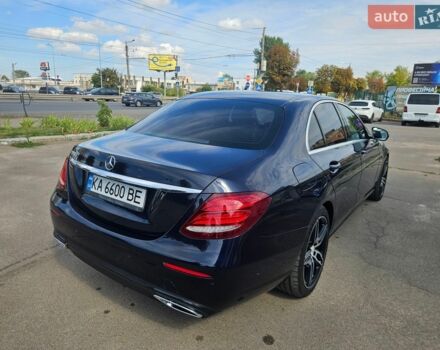 Синий Мерседес Е-Класс, объемом двигателя 2.93 л и пробегом 273 тыс. км за 27500 $, фото 1 на Automoto.ua