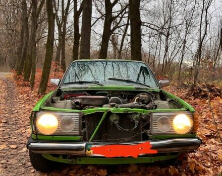 Зеленый Мерседес Е-Класс, объемом двигателя 2 л и пробегом 211 тыс. км за 700 $, фото 2 на Automoto.ua