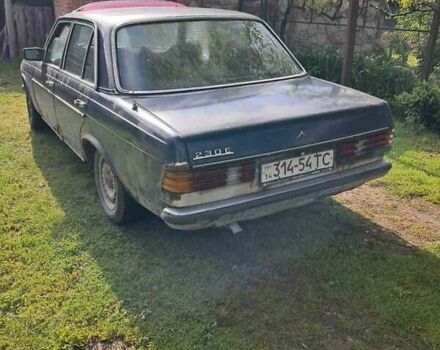 Зеленый Мерседес Е-Класс, объемом двигателя 0 л и пробегом 350 тыс. км за 900 $, фото 5 на Automoto.ua